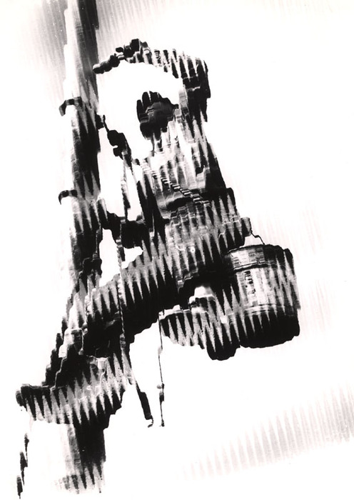 [Flag pole painter distortion]