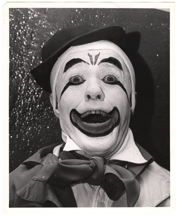 [Circus clown laughing] International Center of Photography