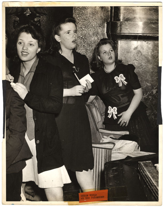 Dream World at the Paramount