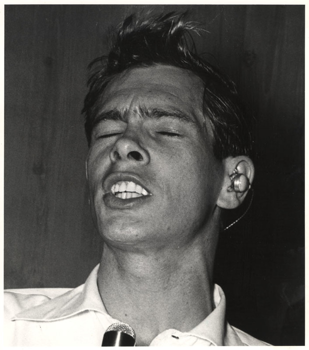 [Johnnie Ray]