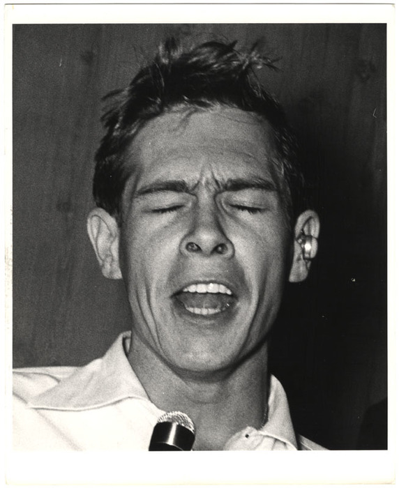 [Johnnie Ray]