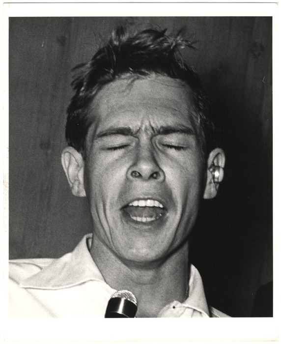 [Johnnie Ray]