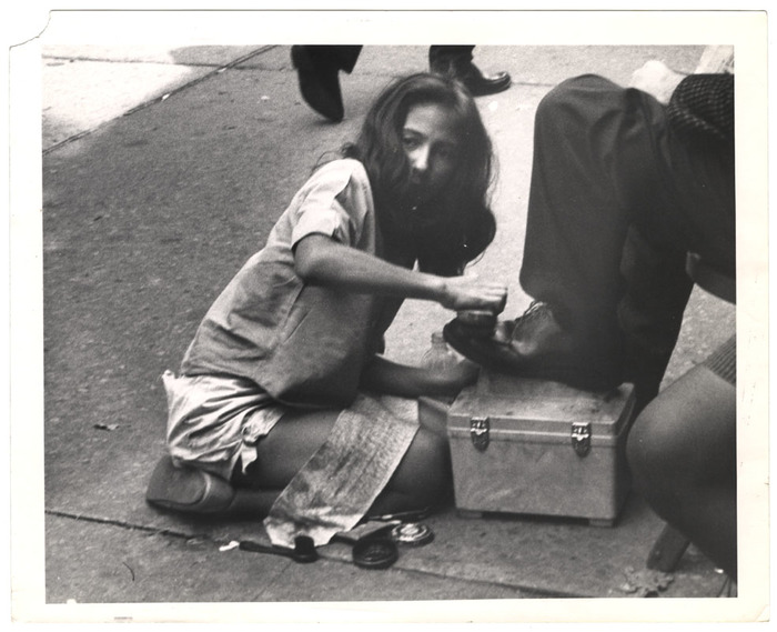 [Shoeshine girl]