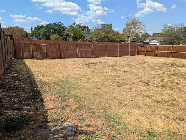 2727 Colonial, Drive Carrollton, TX photo 35
