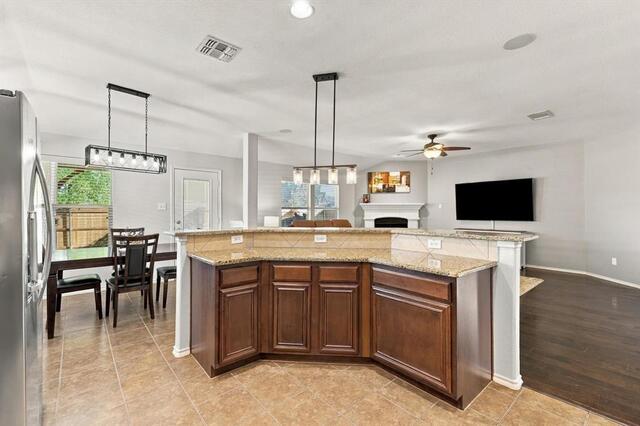 1117 Lake Hollow Drive, Little Elm, TX photo 7