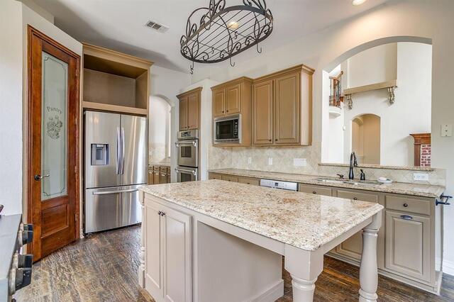 6898 Valley Brook, Drive Frisco, TX photo 10