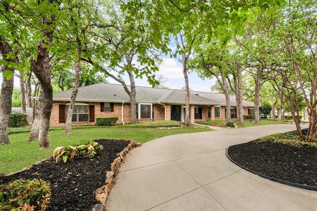 2 Lake Forest Drive, Trophy Club, TX image