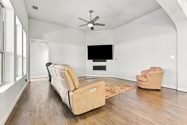 405 Sir Torin, Lane Lewisville, TX photo 12