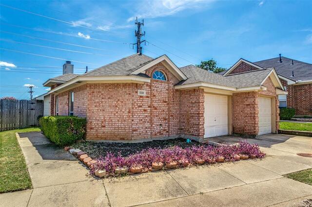 1228 Falcon Trail, Bedford, TX image