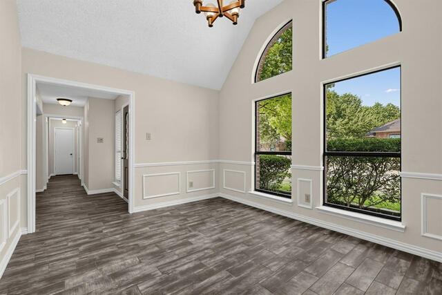 2120, Springwood Carrollton, TX photo 4