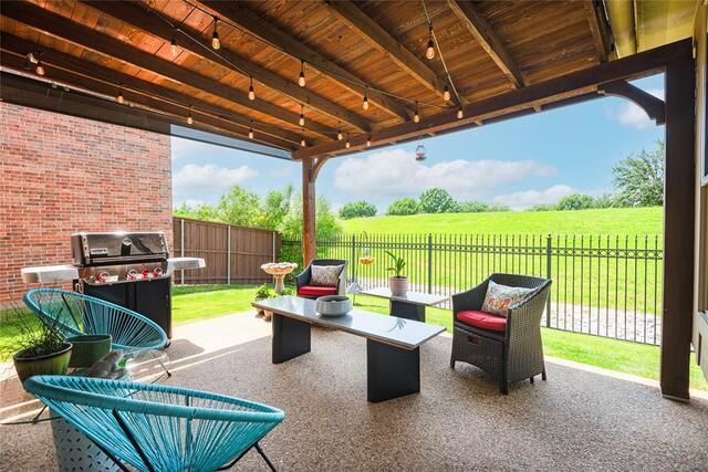 8320 Lindsay Gardens, The Colony, TX photo 21