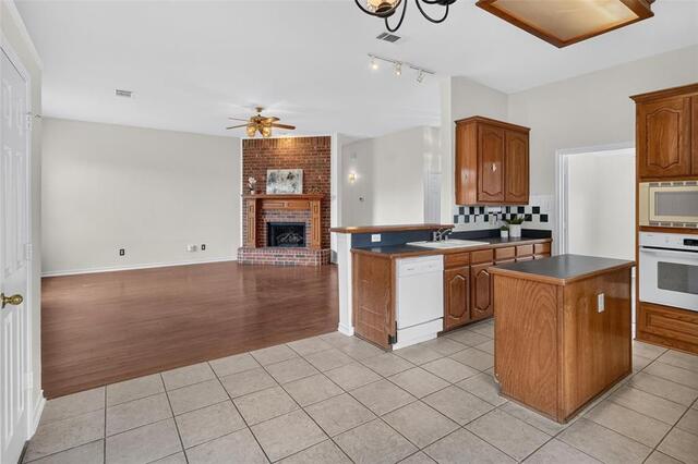 1429 Macrae, Court Allen, TX photo 8
