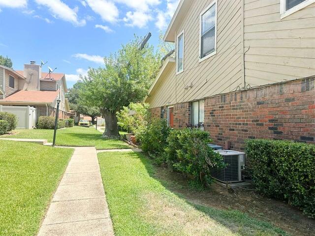 2240 Tarpley Road, 284 Carrollton, TX photo 3