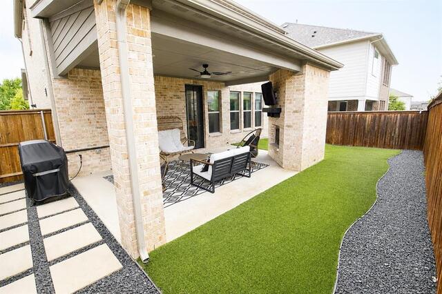 2257 Lexington, Way Carrollton, TX photo 28