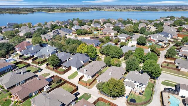 3833 Windward Drive, The Colony, TX photo 32