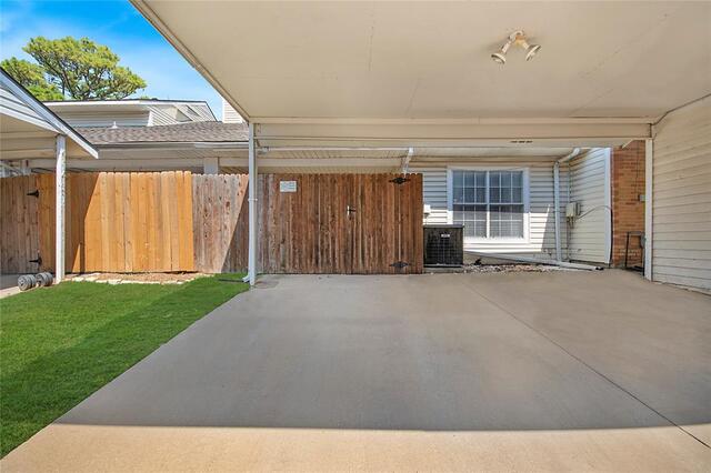 704 Creekwood, Drive Lewisville, TX photo 21