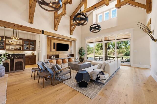 1813 Genevieve Court, Flower Mound, TX photo 9