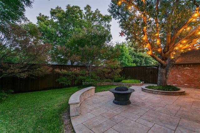 2404 Monmouth, Court Plano, TX photo 3