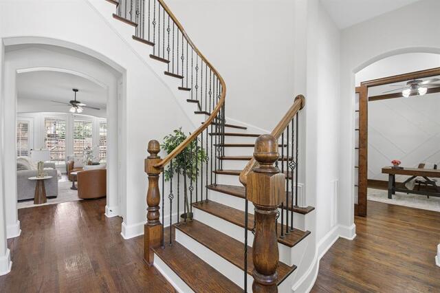 2105 Brandiles, Drive Lewisville, TX photo 3