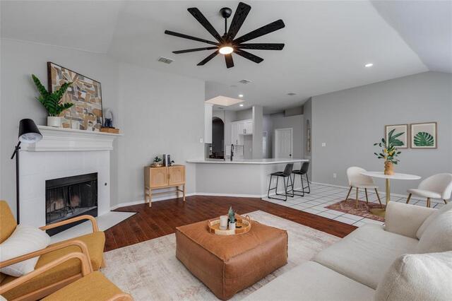 815 Bonnie, Court Allen, TX photo 9