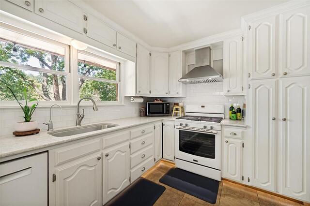 1403 Greenwood, Drive Denton, TX photo 9