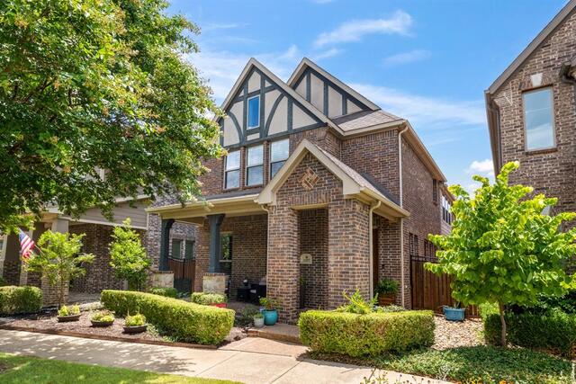 1207 Harris Hawk Way, Arlington, TX image