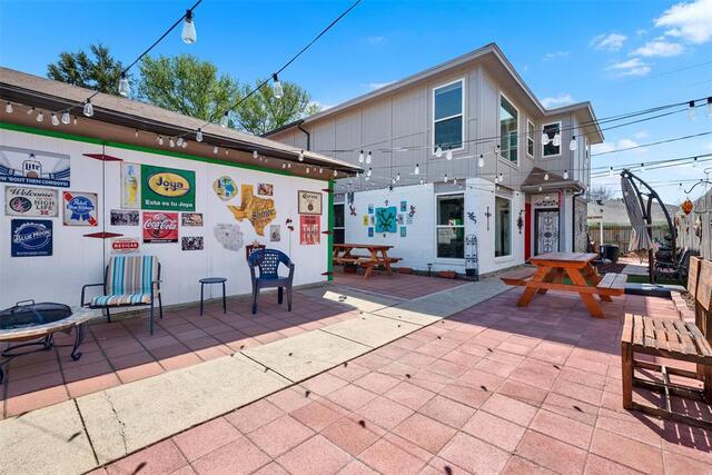 6747 S Creek Drive, Fort Worth, TX image