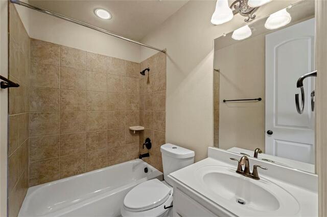 2116 Ironside, Drive Lewisville, TX photo 29