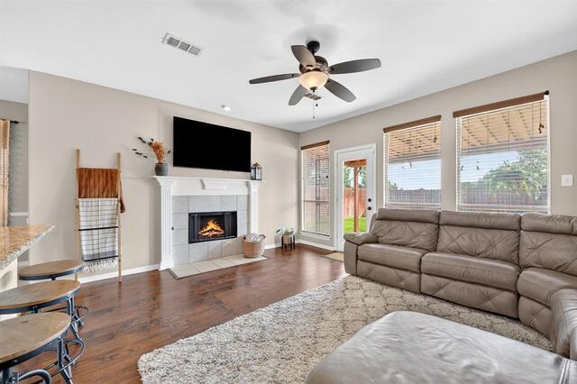 2039 Camelot, Drive Lewisville, TX photo 14