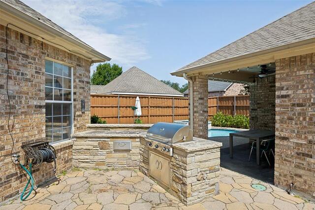 2521 Sir Tristram, Lane Lewisville, TX photo 28