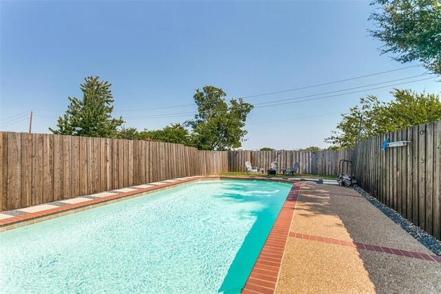 2213 Bresee, Drive Carrollton, TX photo 32