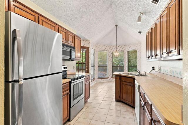 1100 Coker Drive, Flower Mound, TX photo 9