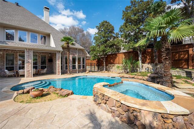 914 Pampa, Drive Allen, TX photo 2
