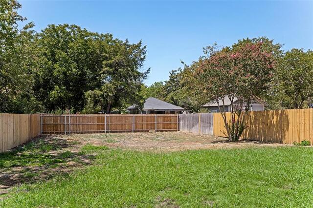 419 N Crawford, Street Denton, TX photo 22