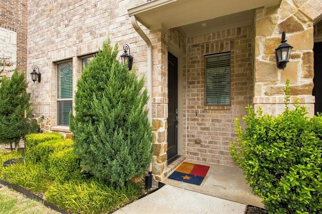 303 Ferndale, Street Lewisville, TX photo 3