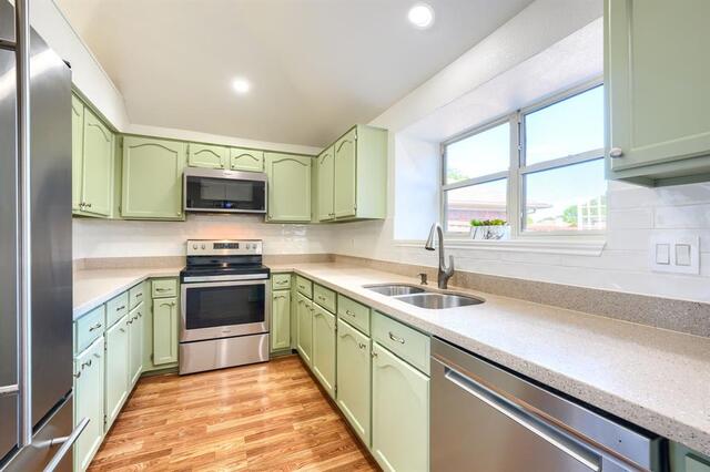 446 Phillips, Drive Coppell, TX photo 14