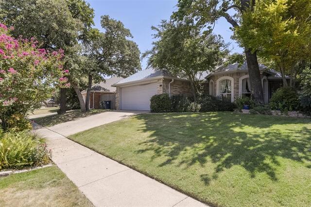 4908 Arborgate Drive, Arlington, TX image