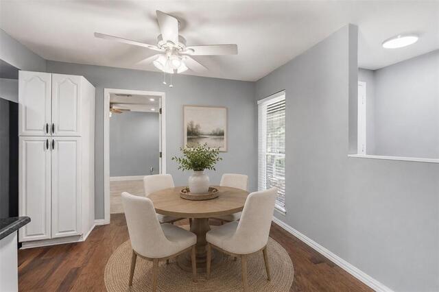 1014 Mountview, Court Carrollton, TX photo 11