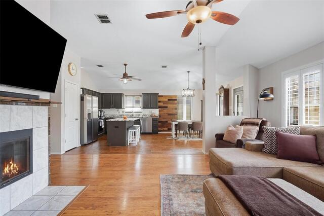 1930 Livingston Lane, Little Elm, TX photo 10