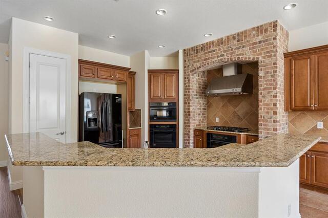 6979 Sugartree, Lane Frisco, TX photo 5