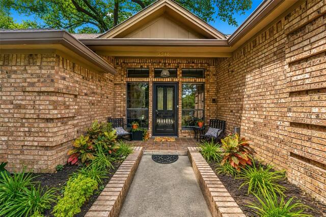 3518 Edgehill Street, Grapevine, TX image