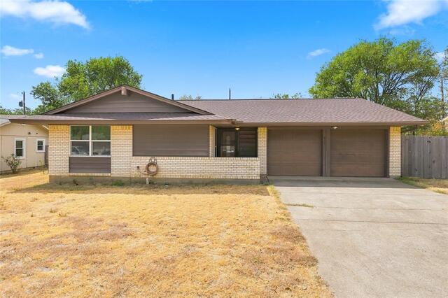 628 Apollo, Drive Denton, TX photo 2