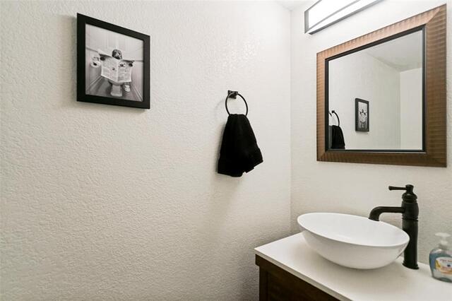 2213 Bresee, Drive Carrollton, TX photo 20
