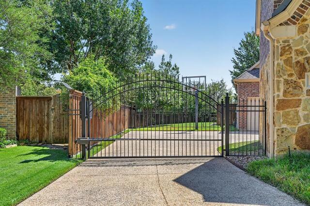 4901 Glenshire Drive, Flower Mound, TX photo 34
