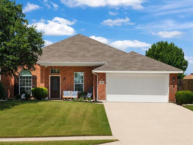 5845 Lamb Creek Drive, Fort Worth, TX image