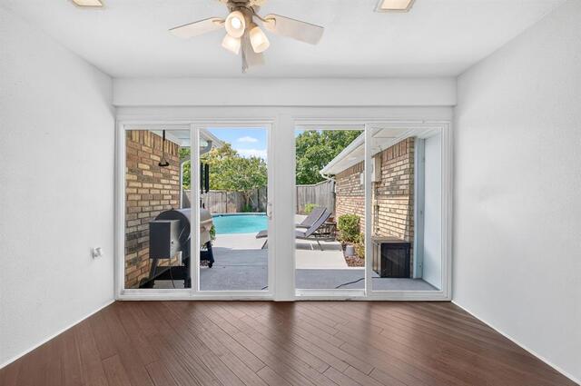 2409 Glen Morris, Road Carrollton, TX photo 31