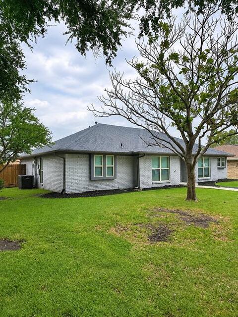 1922 Camden, Way Carrollton, TX photo 5