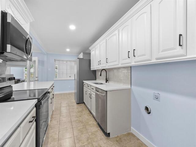 2033 Lymington, Road Carrollton, TX photo 7