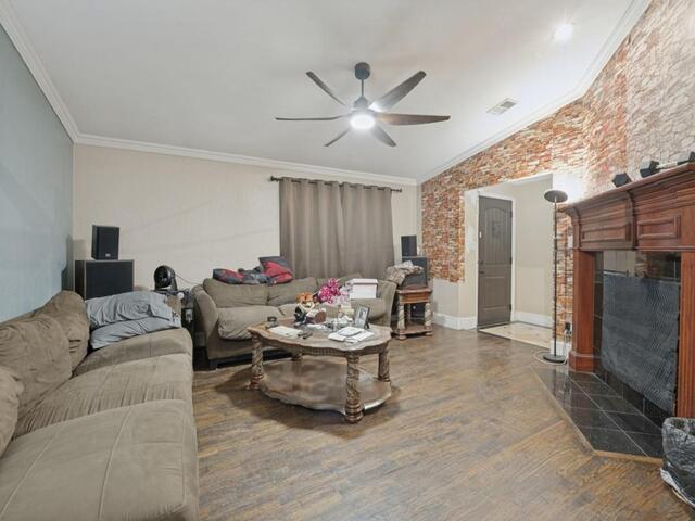 3218 Rose Hill, Road Carrollton, TX photo 17