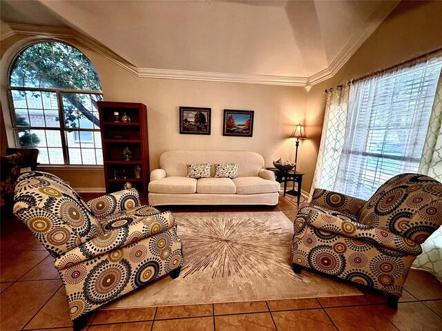 2212 Loon Lake, Road Denton, TX photo 2